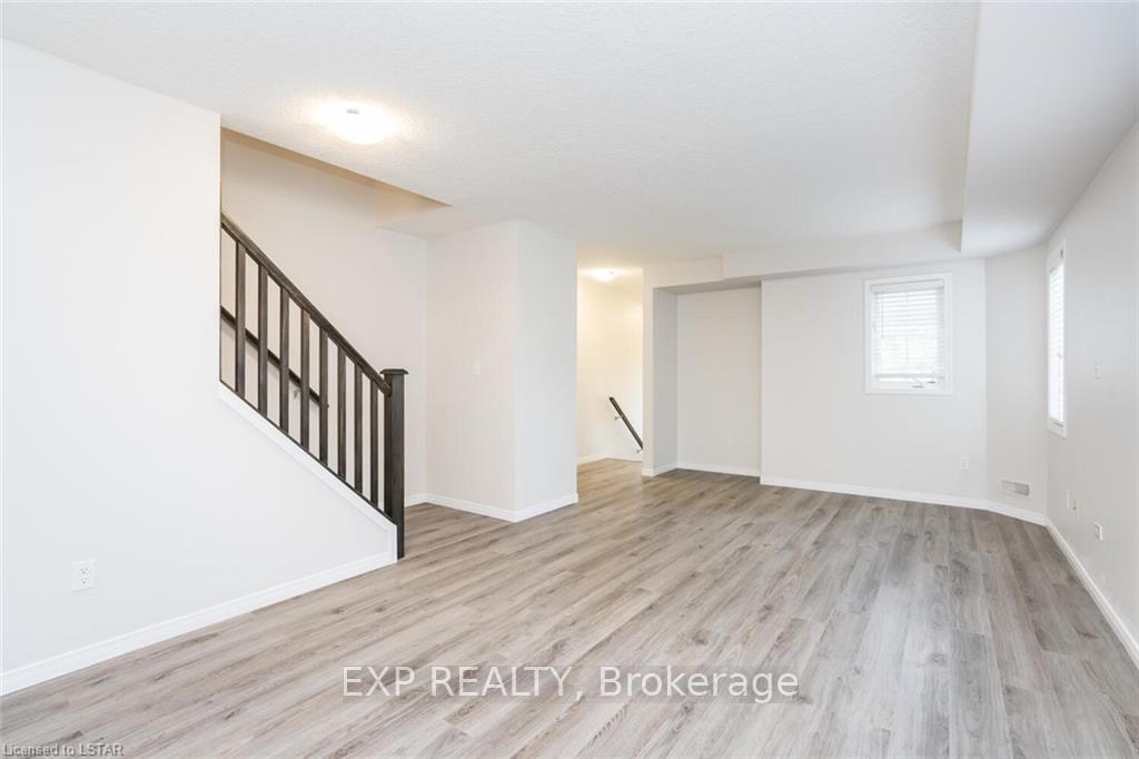 Photo 9 of Unit Unit #76, 3200 Singleton Avenue, London, South W — HOMEH