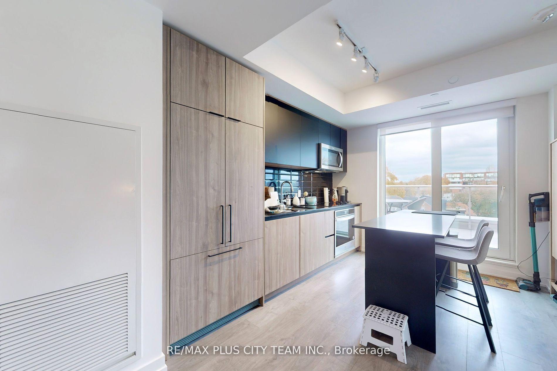 Photo 6 of Unit 515, 150 Logan Avenue, Toronto, South Riverdale — HOMEH