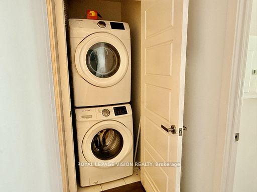 Photo 3 of Unit 407, 375 Sea Ray Avenue, Innisfil, Rural Innisfil — HOMEH
