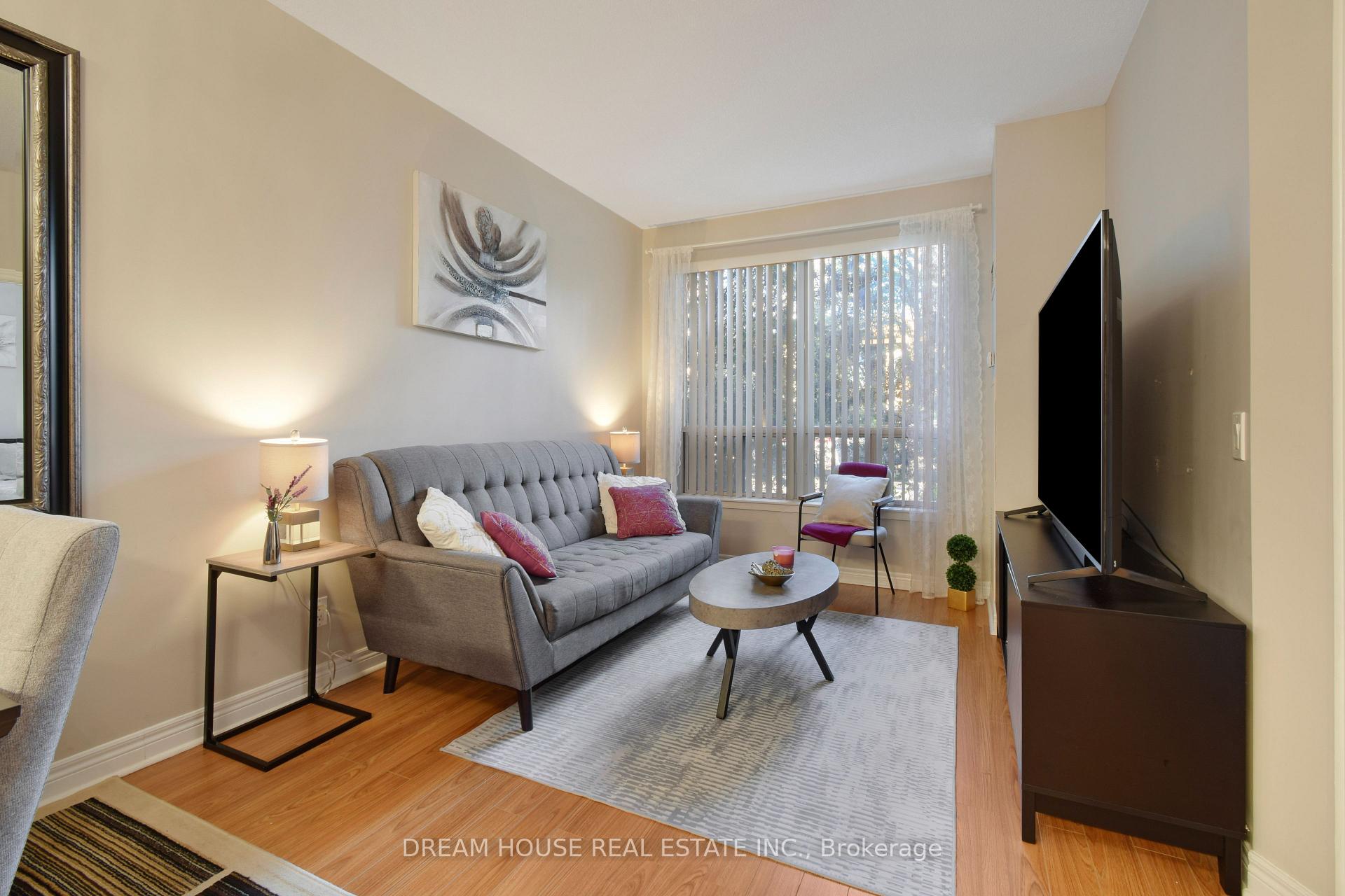 Photo 16 of Unit 114, 50 Disera Drive, Vaughan, Beverley Glen — HOMEH