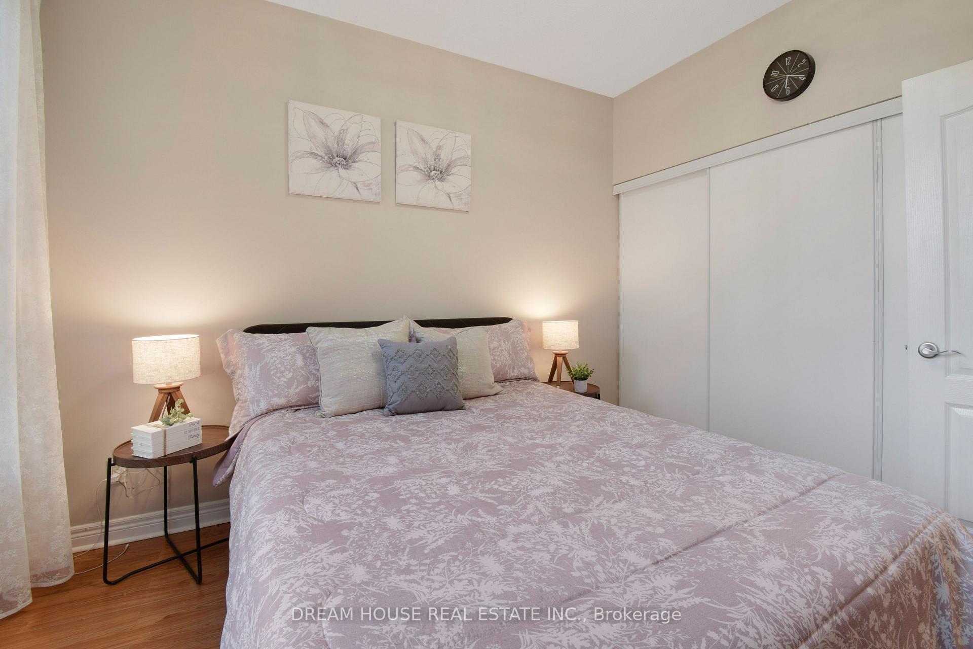 Photo 9 of Unit 114, 50 Disera Drive, Vaughan, Beverley Glen — HOMEH