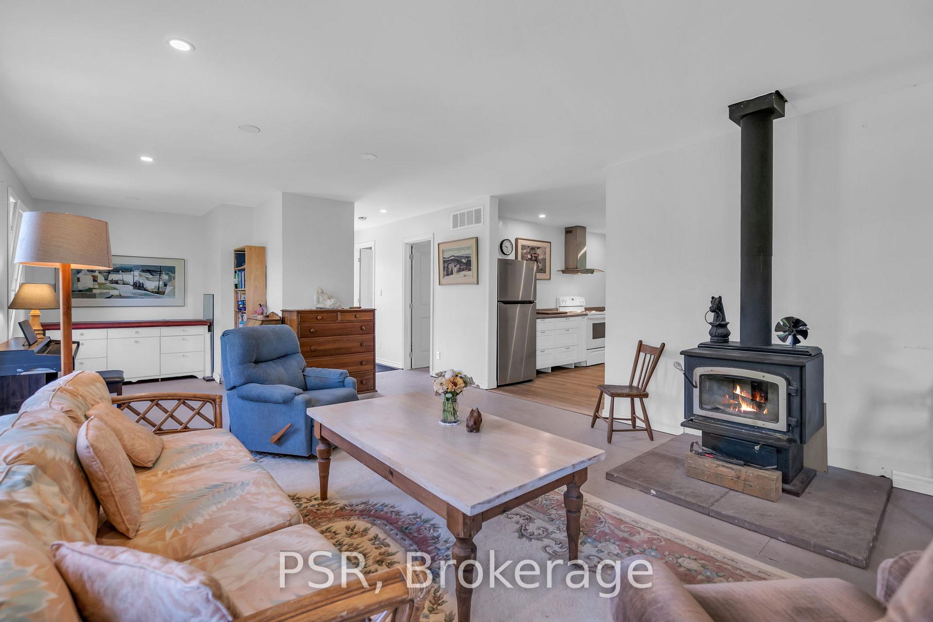 Photo 11 of 1184 Graham Road, Gravenhurst, Morrison — HOMEH