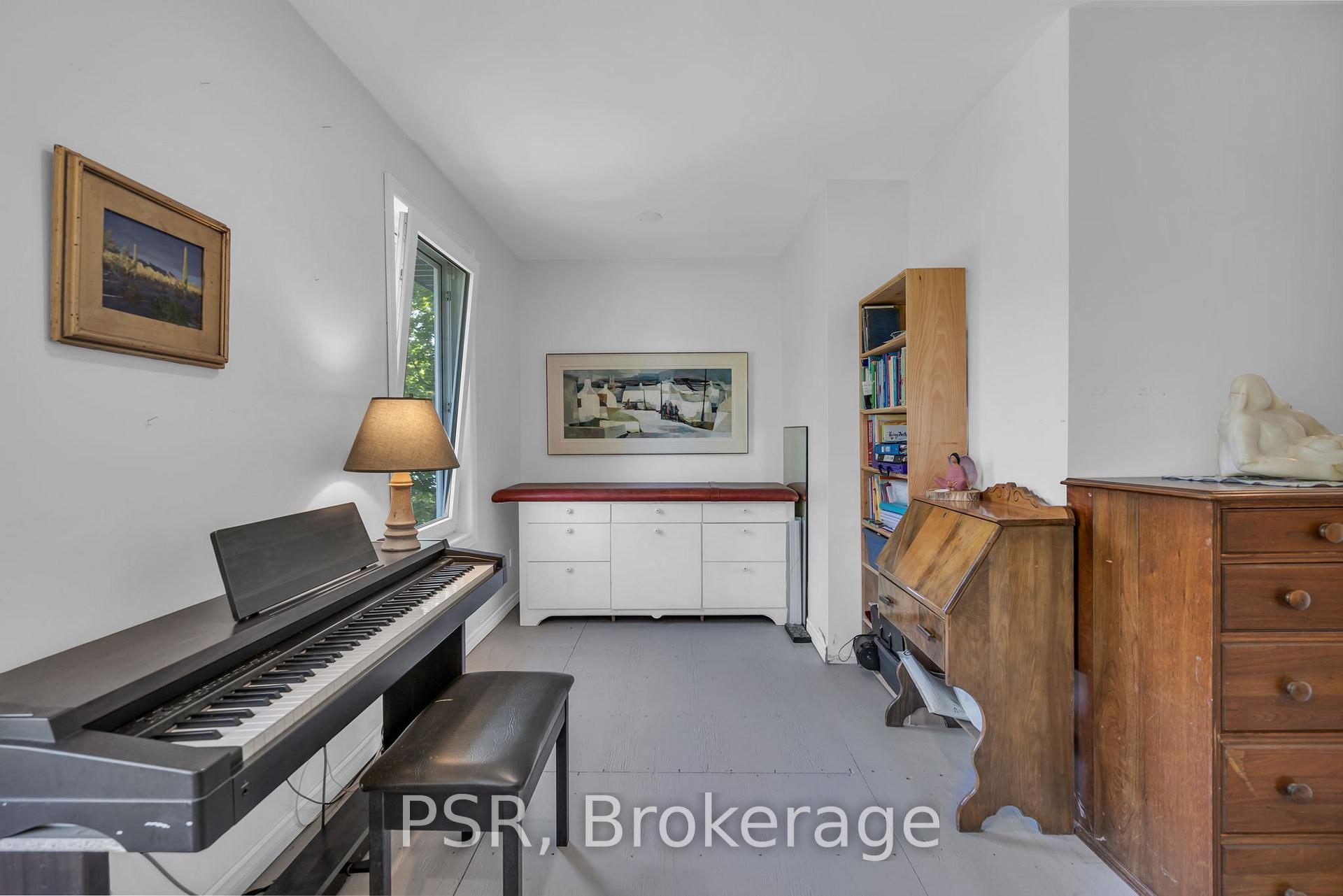 Photo 12 of 1184 Graham Road, Gravenhurst, Morrison — HOMEH
