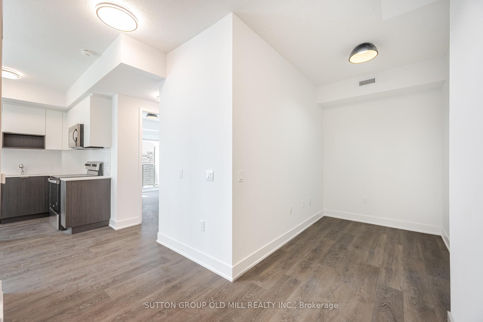 Photo 4 of Unit 1702E, 204 Burnhamthorpe Road E, Mississauga, Mississauga Valleys — HOMEH