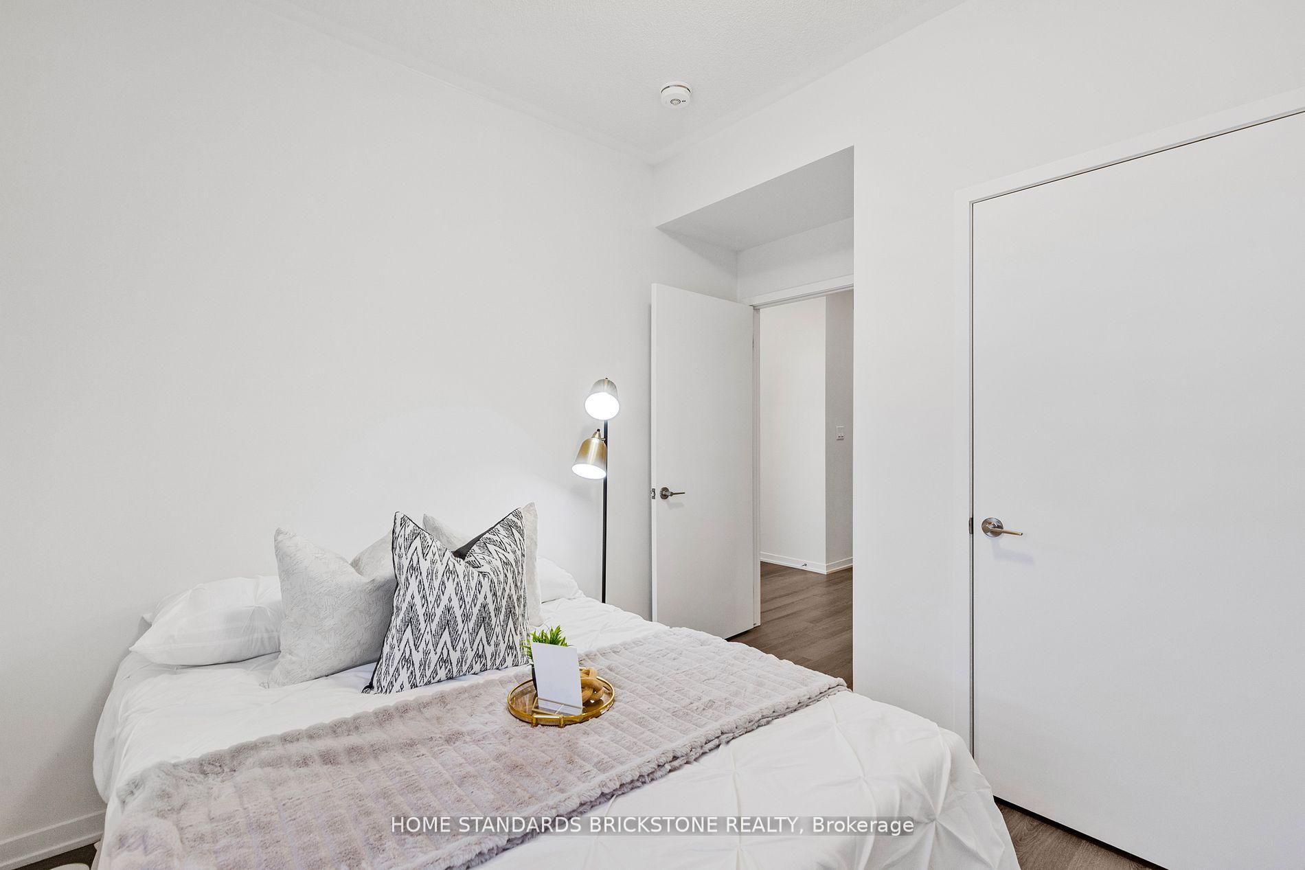 Photo 19 of Unit 366, 90 Honeycrisp Crescent, Vaughan, Vaughan Corporate Centre — HOMEH