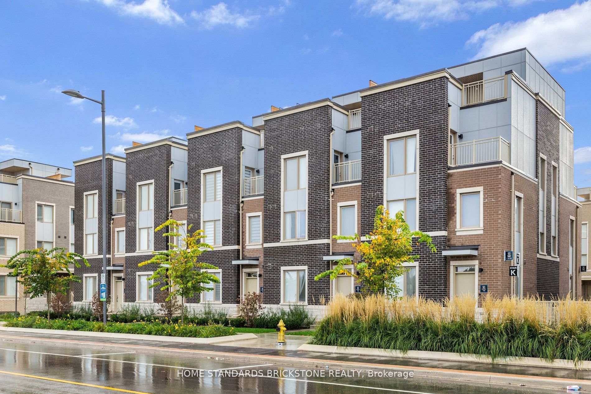 Photo 24 of Unit 366, 90 Honeycrisp Crescent, Vaughan, Vaughan Corporate Centre — HOMEH