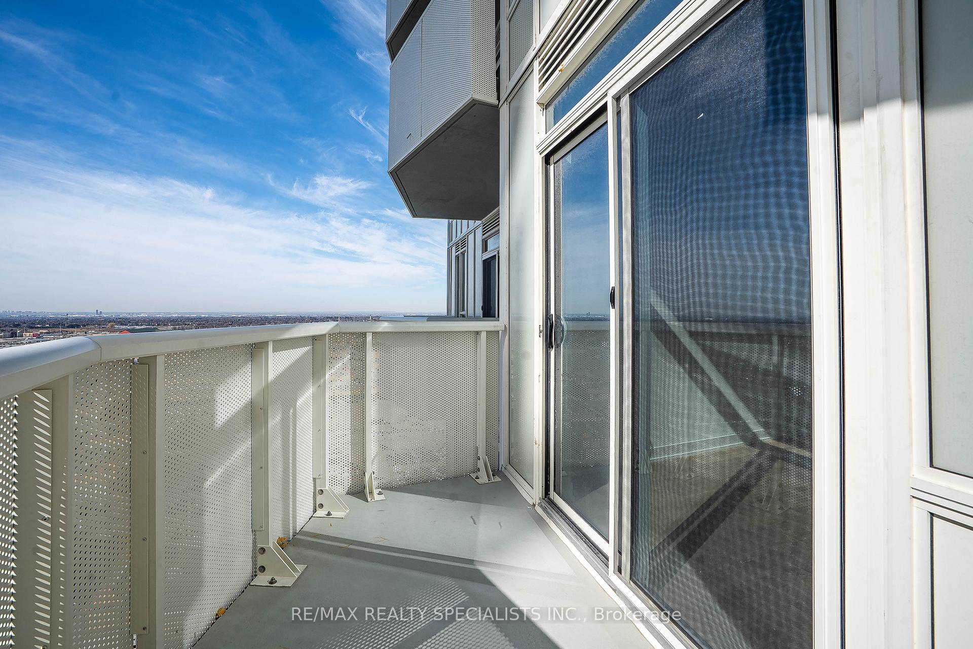 Photo 13 of Unit 1622, 498 Caldari Road, Vaughan, Concord — HOMEH