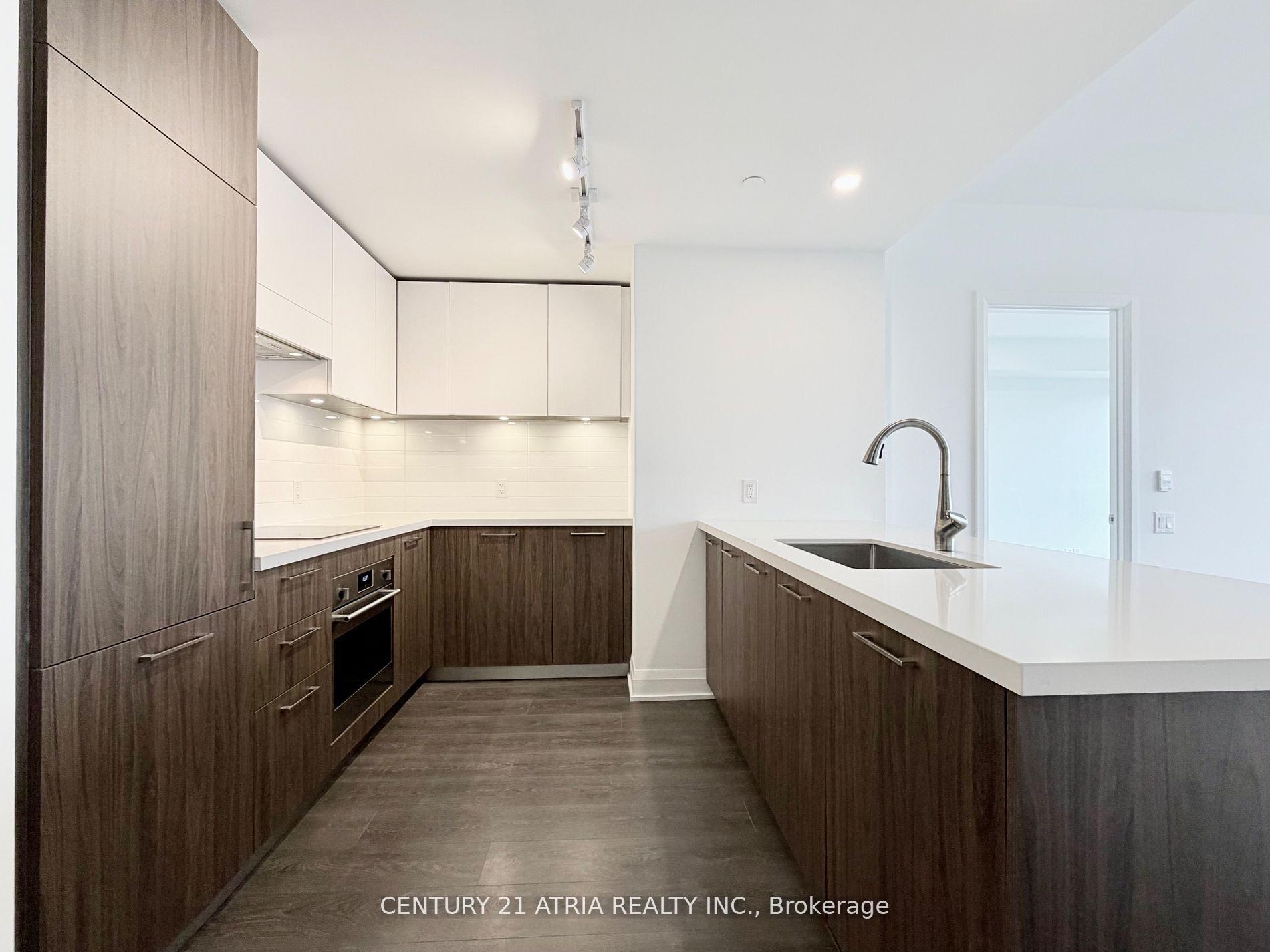 Photo 3 of Unit 1003, 33 Frederick Todd Way, Toronto, Thorncliffe Park — HOMEH