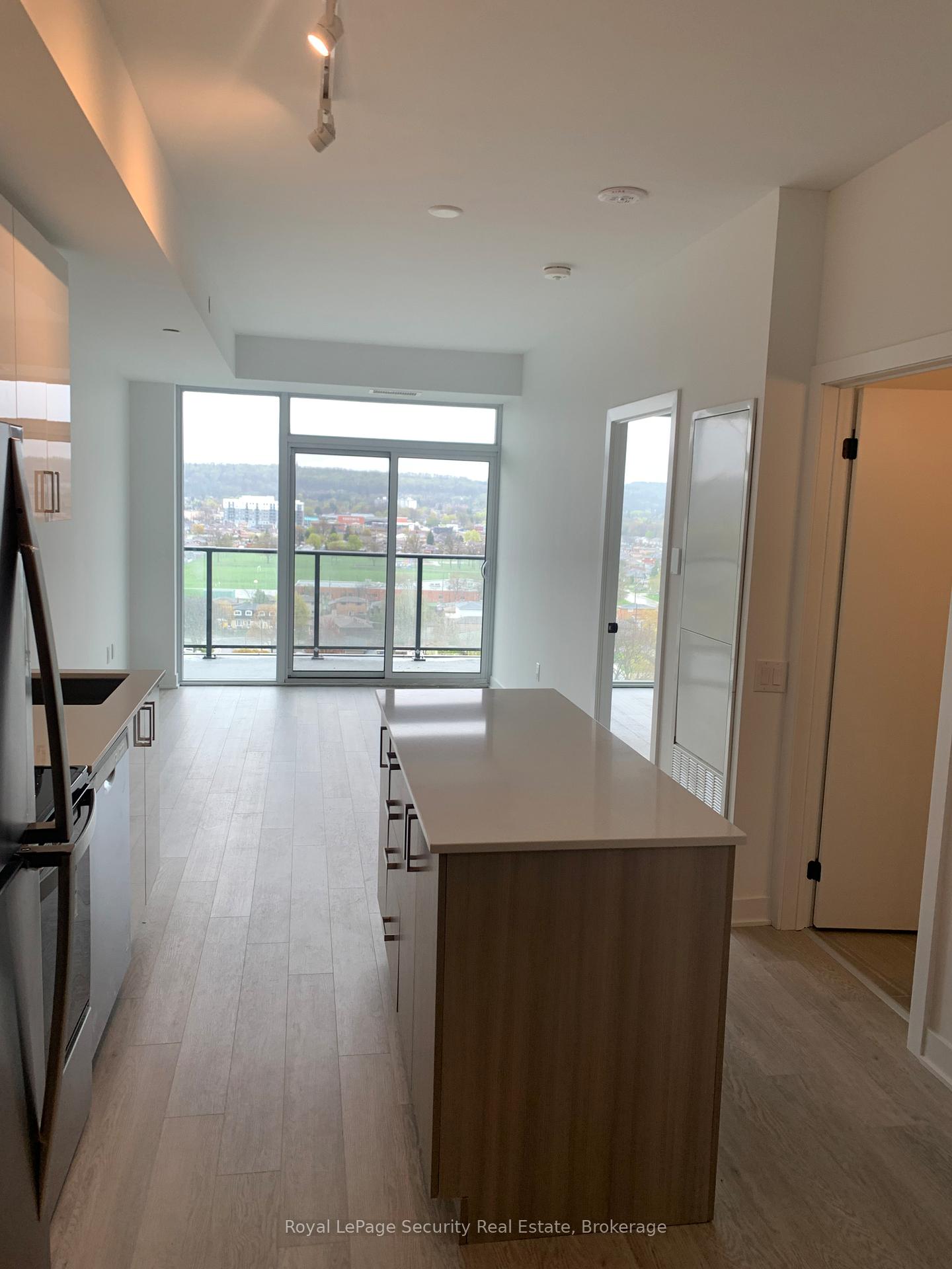 Photo 1 of Unit 1204, 2782 Barton Street E, Hamilton, Riverdale — HOMEH