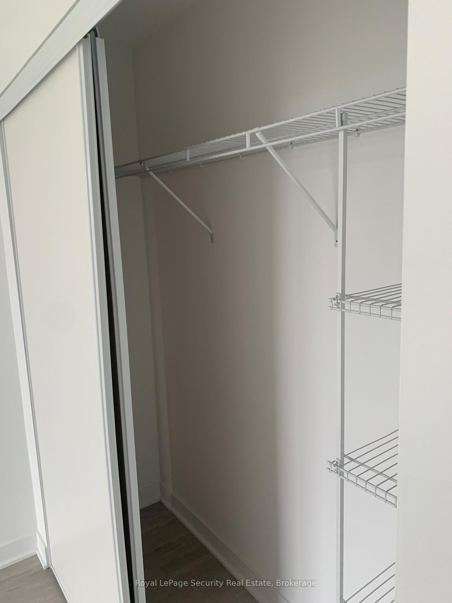 Photo 6 of Unit 1204, 2782 Barton Street E, Hamilton, Riverdale — HOMEH