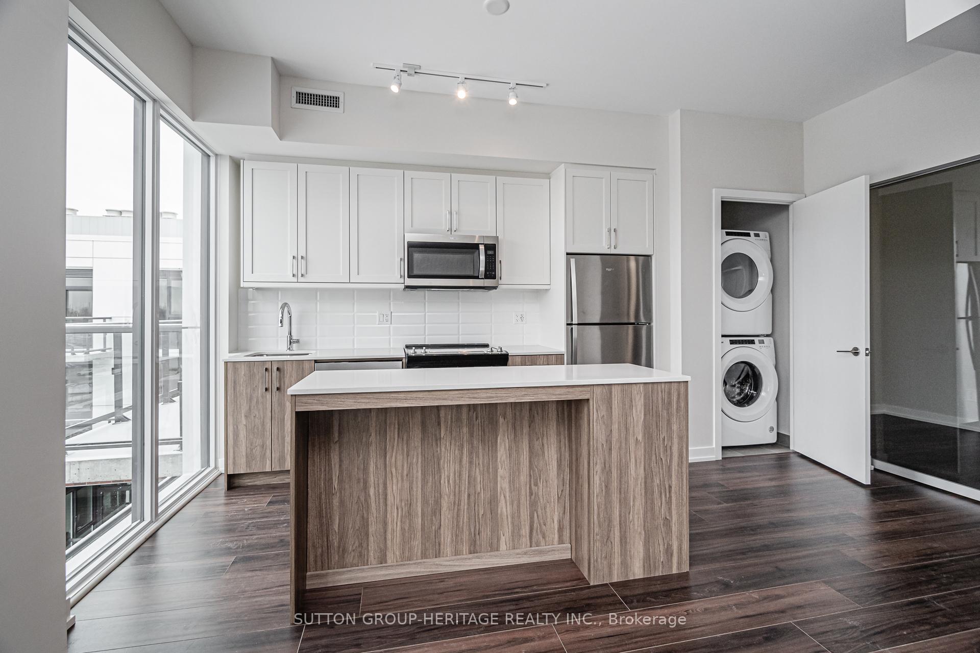 Photo 8 of Unit 605, 201 Brock Street, Whitby, Downtown Whitby — HOMEH