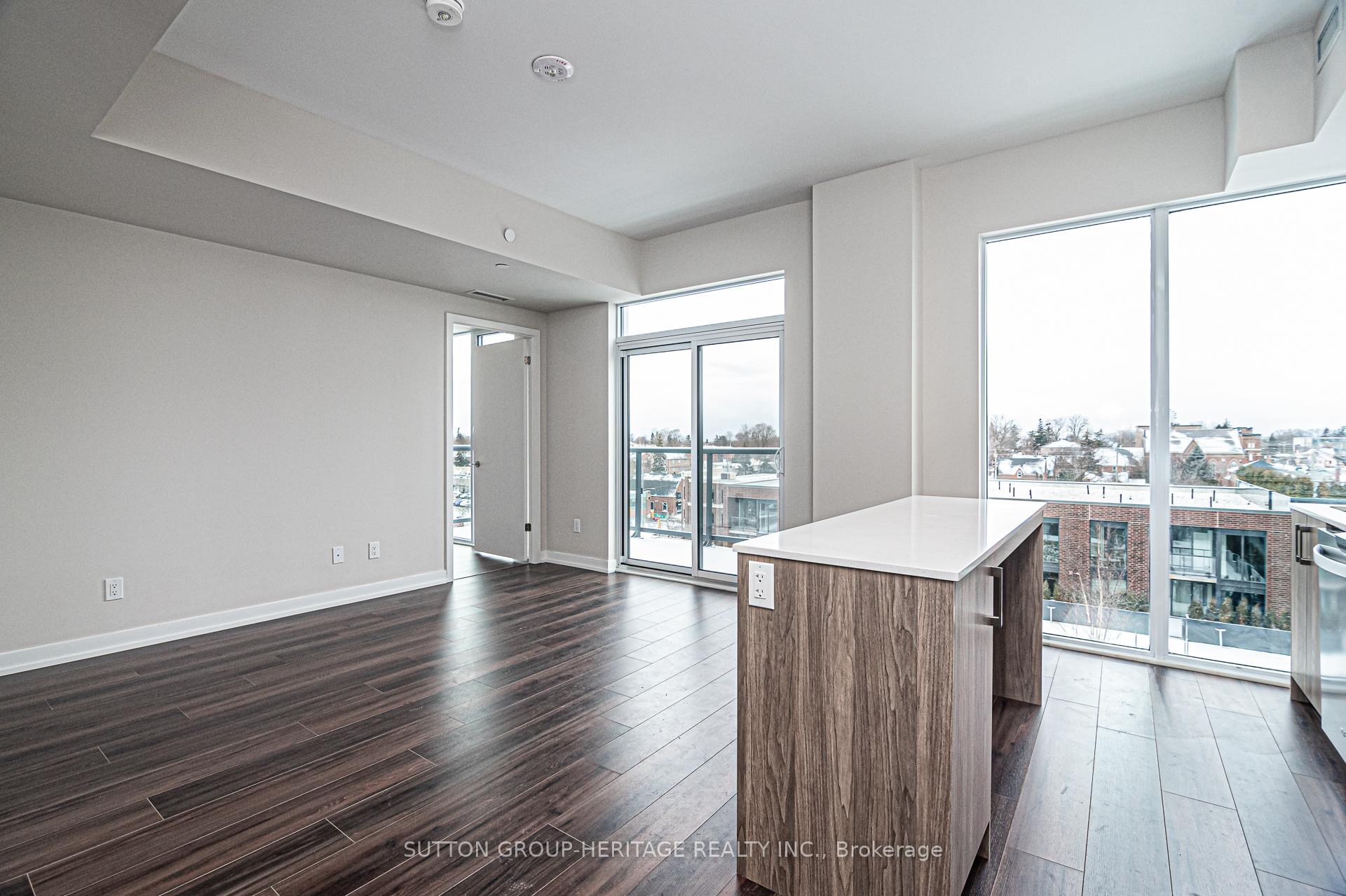 Photo 11 of Unit 605, 201 Brock Street, Whitby, Downtown Whitby — HOMEH