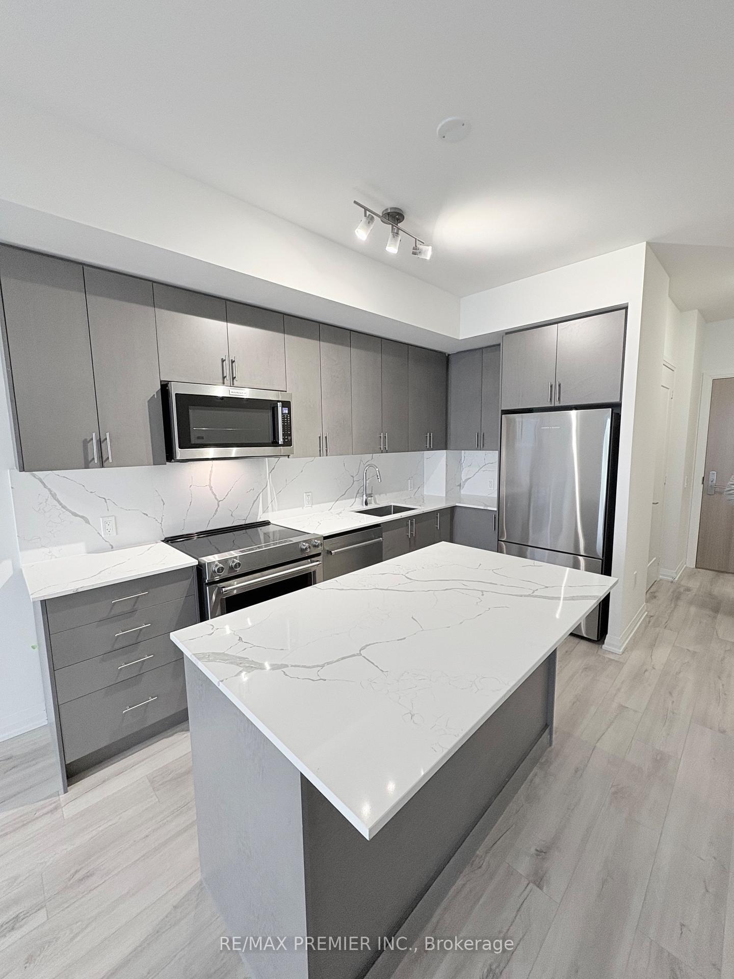 Photo 5 of Unit 708, 8960 Jane Street, Vaughan, Concord — HOMEH