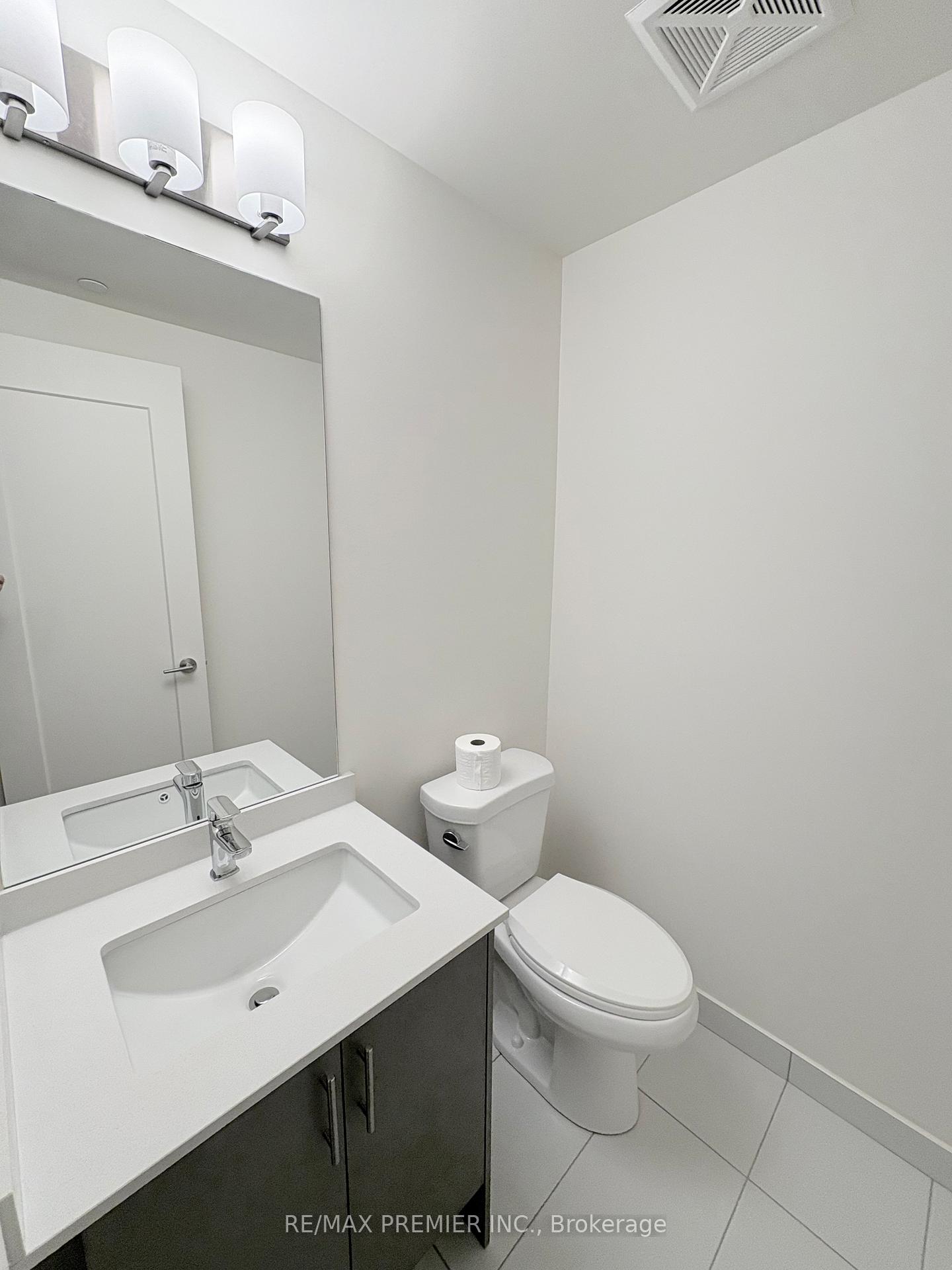 Photo 19 of Unit 708, 8960 Jane Street, Vaughan, Concord — HOMEH
