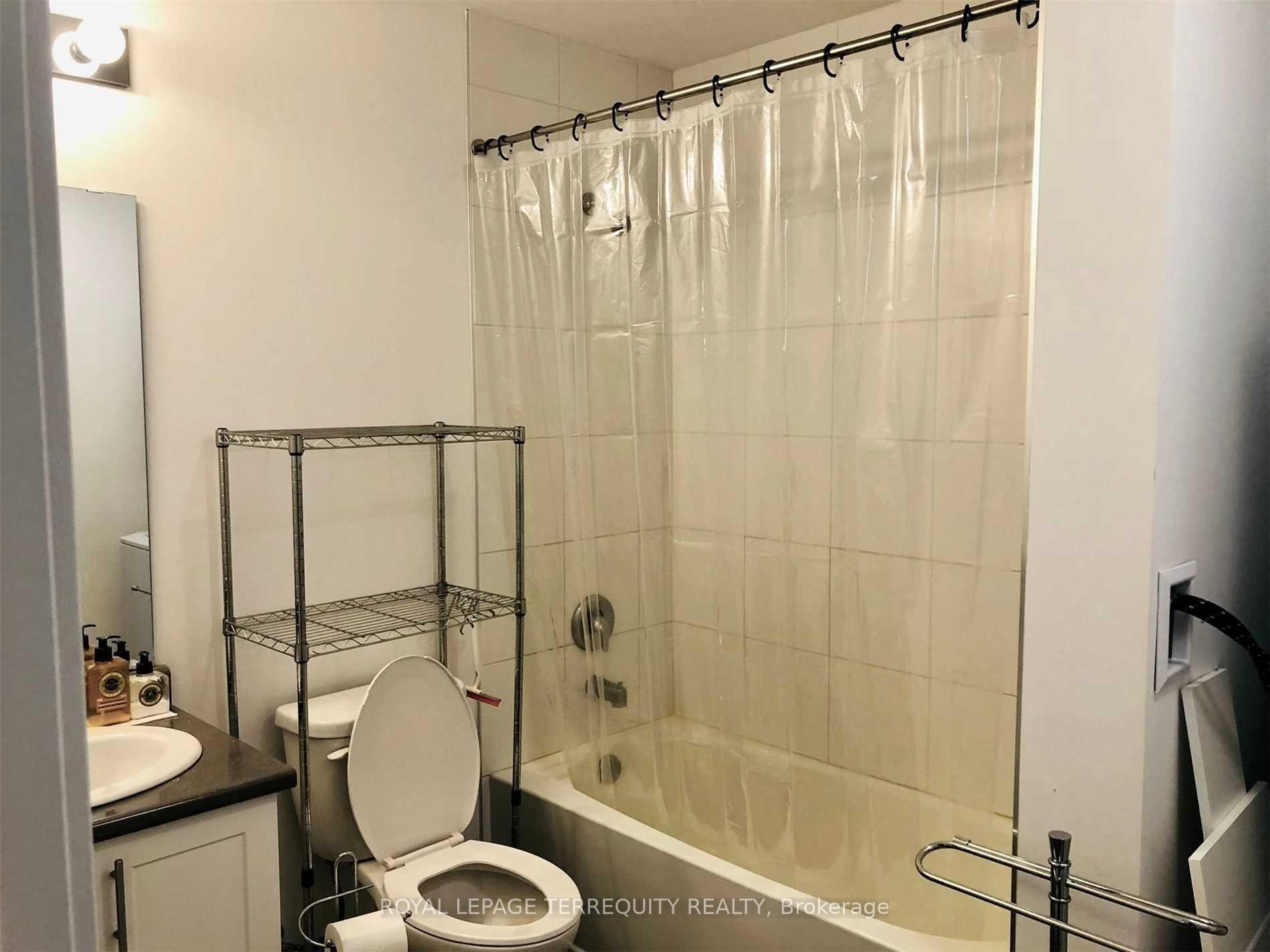 Photo 10 of Unit 104, 81 Robinson Street, Hamilton, Durand — HOMEH