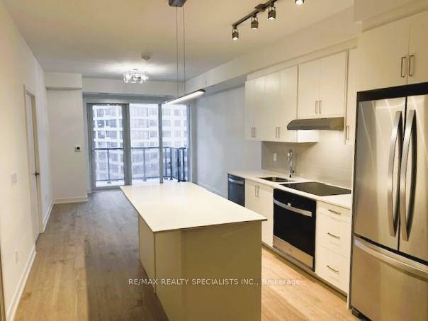 Photo 11 of Unit 603, 1035 Southdown Road, Mississauga, Clarkson — HOMEH