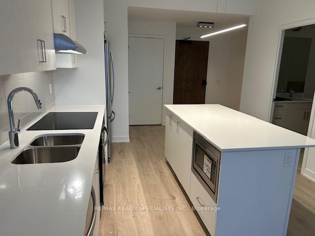 Photo 12 of Unit 603, 1035 Southdown Road, Mississauga, Clarkson — HOMEH