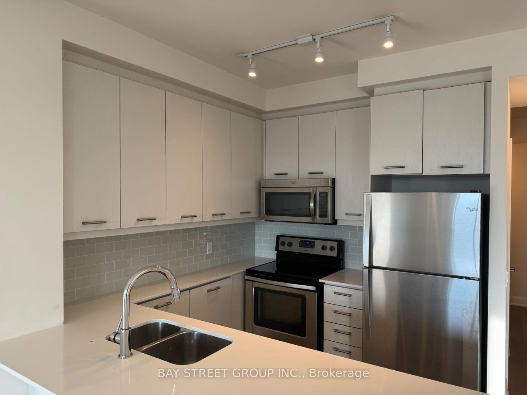 Photo 5 of Unit 515, 2480 Prince Michael Drive, Oakville, Joshua Creek — HOMEH