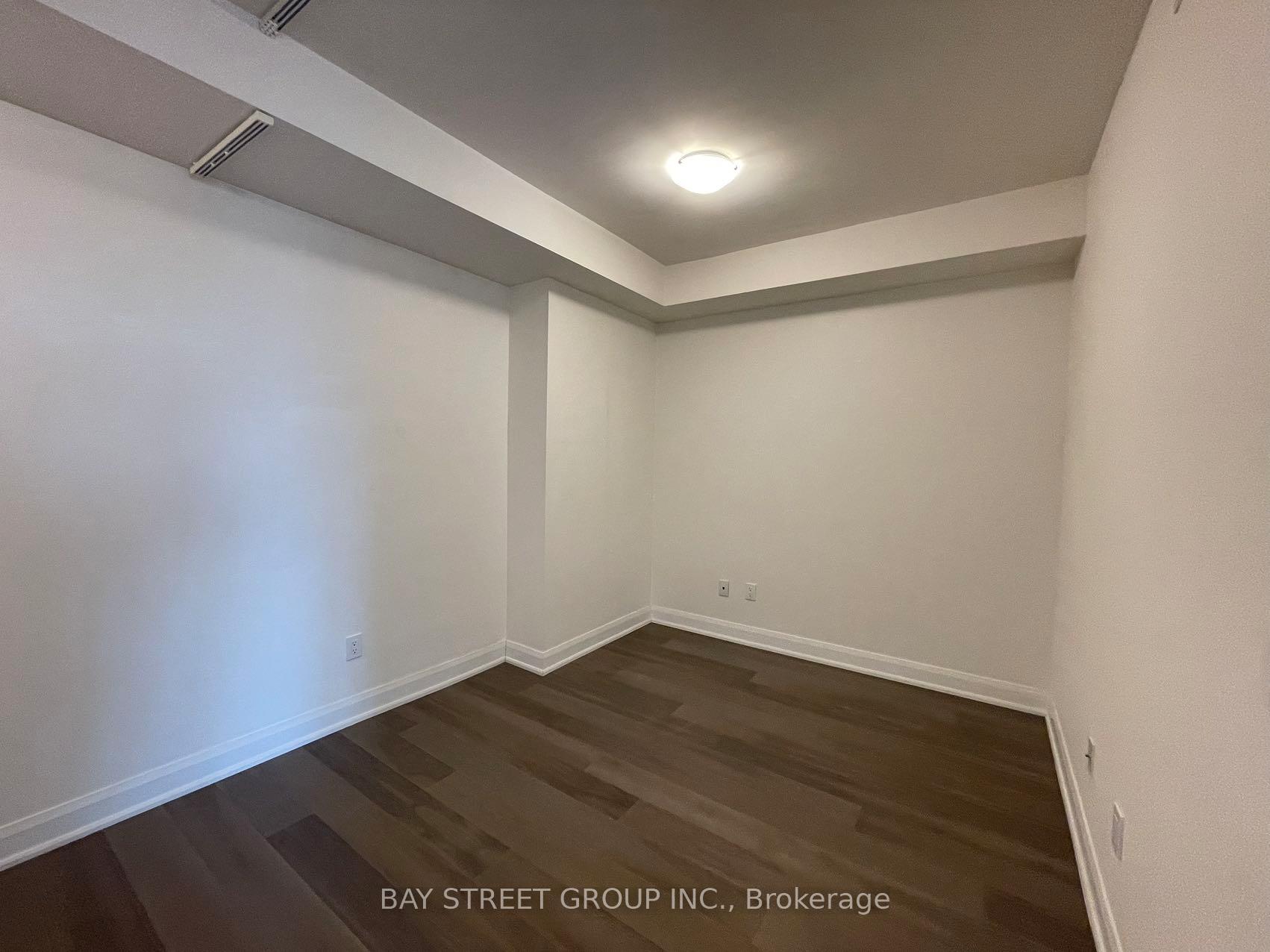 Photo 14 of Unit 515, 2480 Prince Michael Drive, Oakville, Joshua Creek — HOMEH