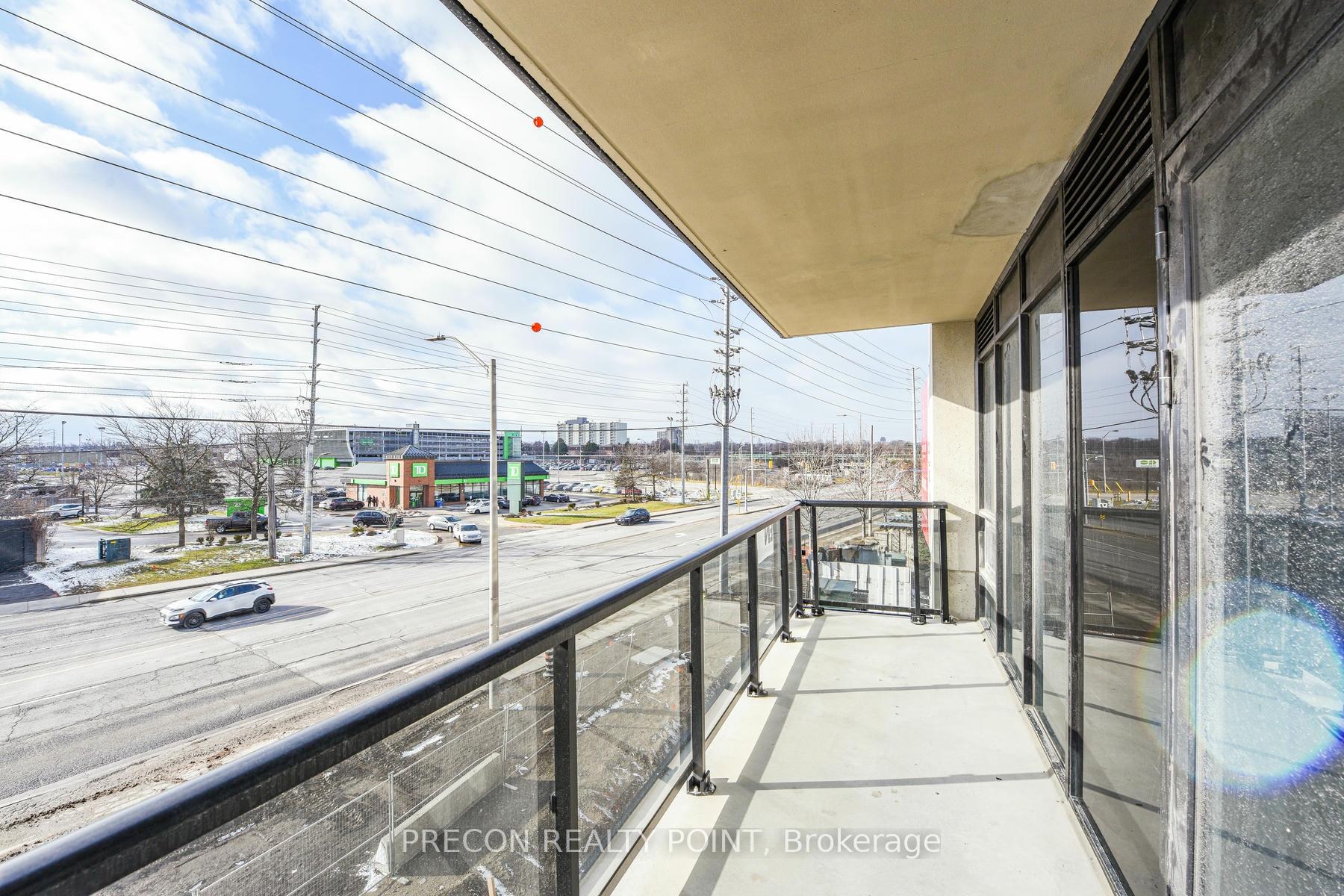 Photo 7 of Unit 414, 1035 Southdown Road, Mississauga, Clarkson — HOMEH