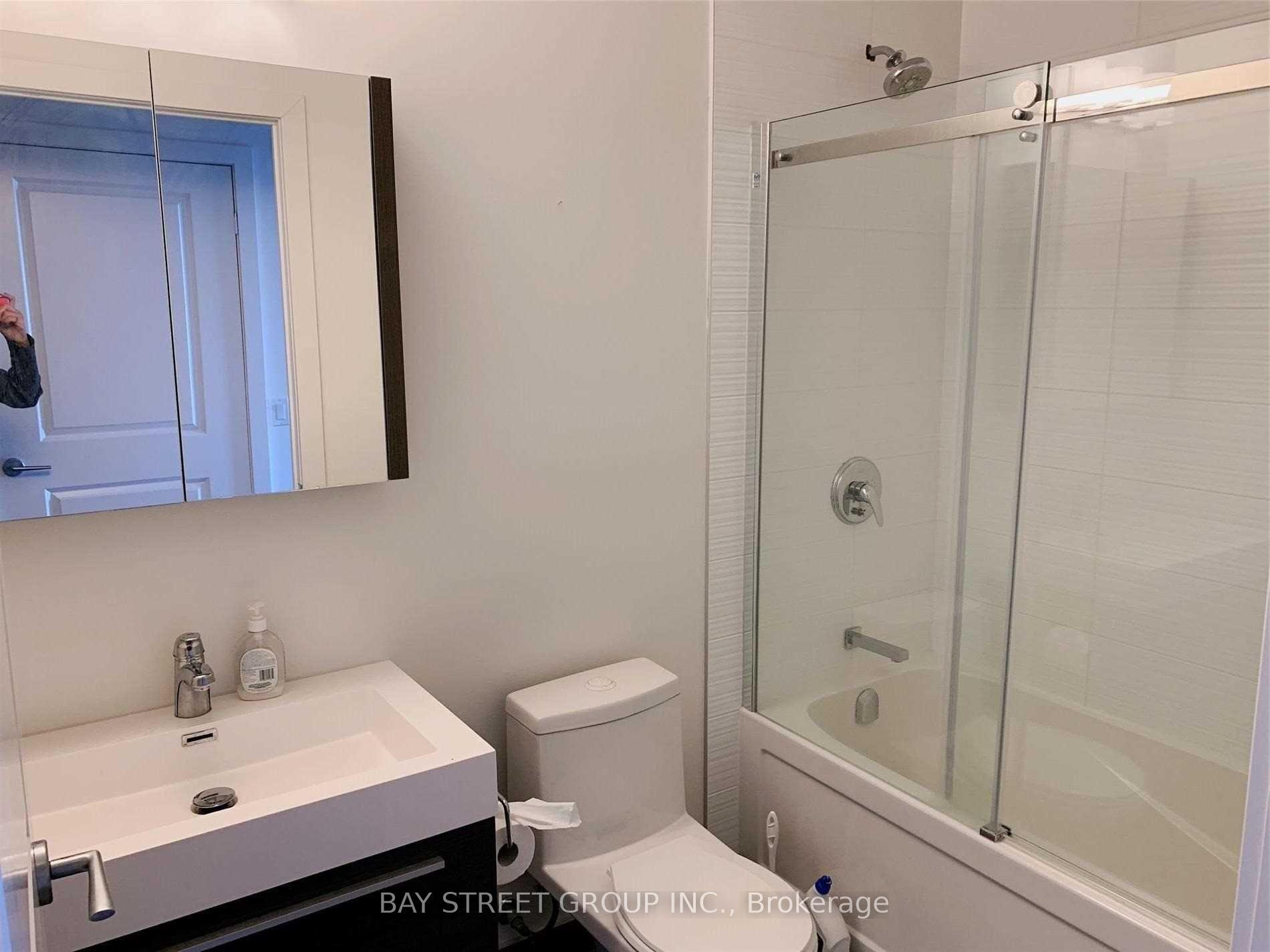 Photo 4 of Unit 916, 8081 birchmount Road, Markham, Unionville — HOMEH