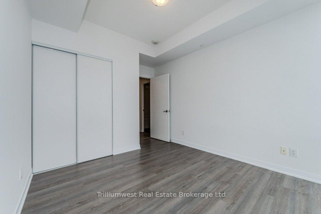 Photo 12 of Unit 1304, 85 Duke Street W, Kitchener — HOMEH