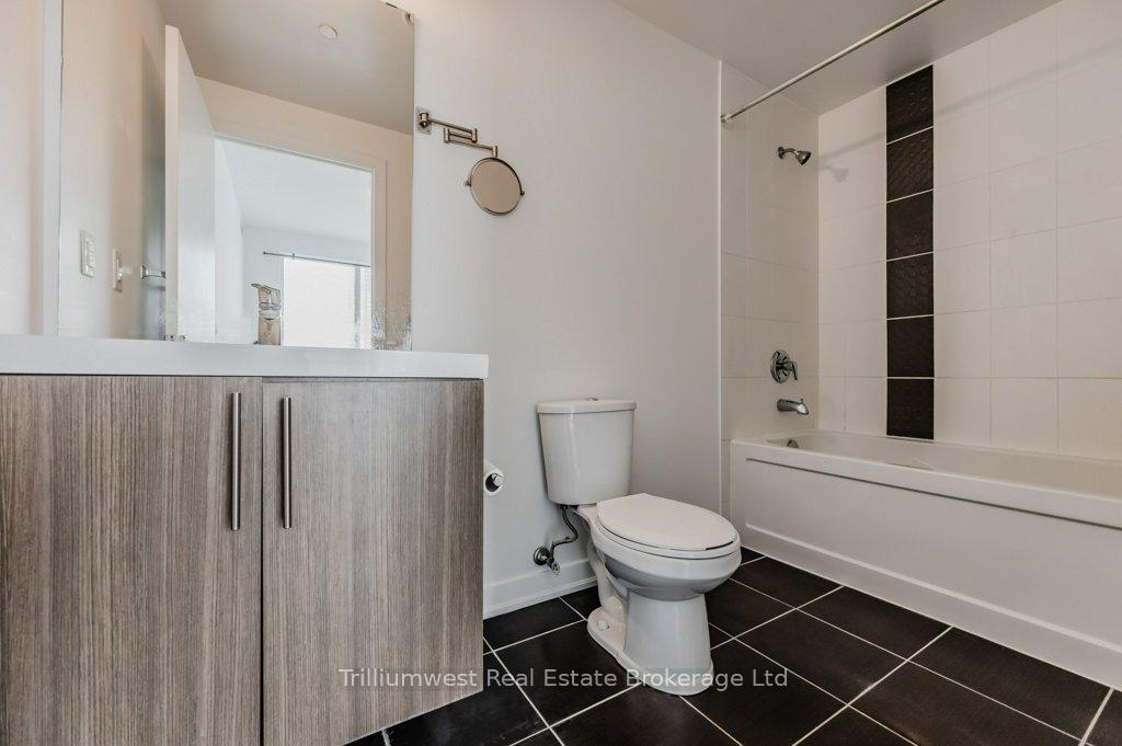 Photo 17 of Unit 1304, 85 Duke Street W, Kitchener — HOMEH