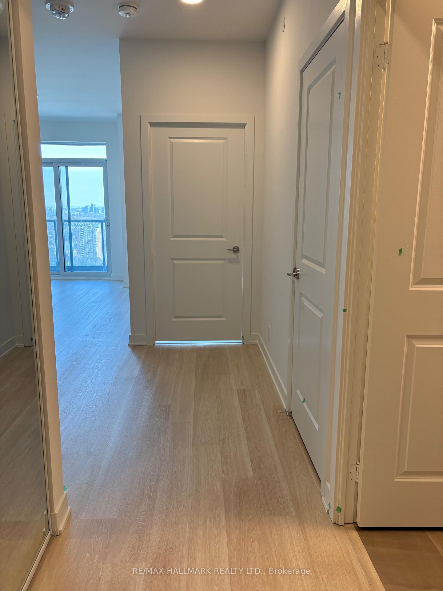 Photo 13 of Unit B-2510, 50 Upper Mall Way, Vaughan, Brownridge — HOMEH