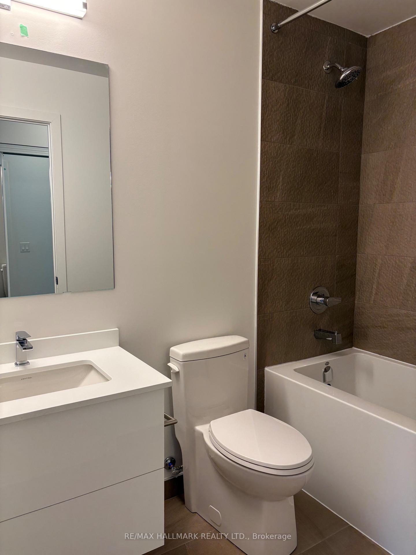 Photo 12 of Unit B-2510, 50 Upper Mall Way, Vaughan, Brownridge — HOMEH