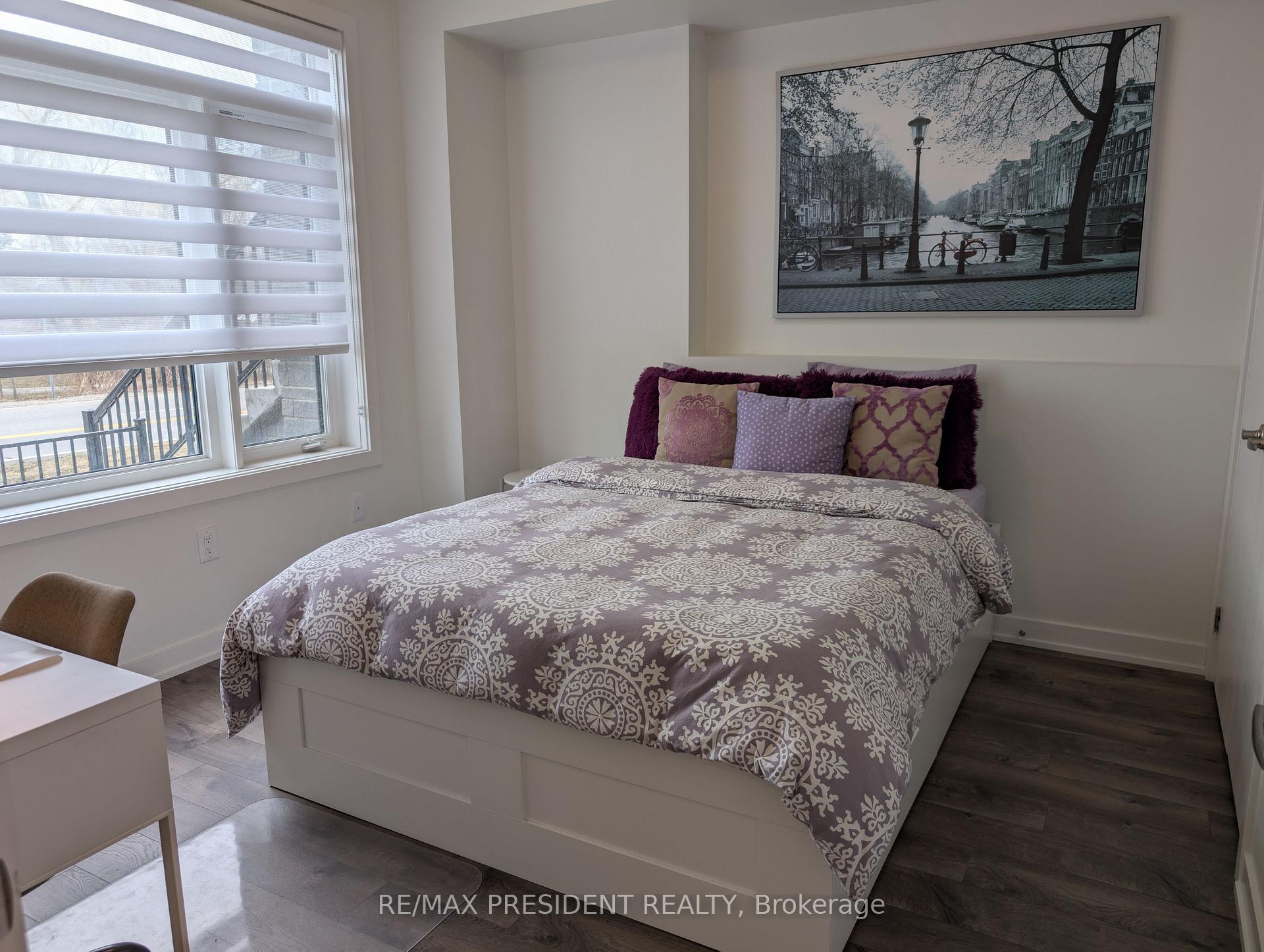 Photo 6 of Unit 14, 590 North Service Road, Hamilton, Stoney Creek — HOMEH