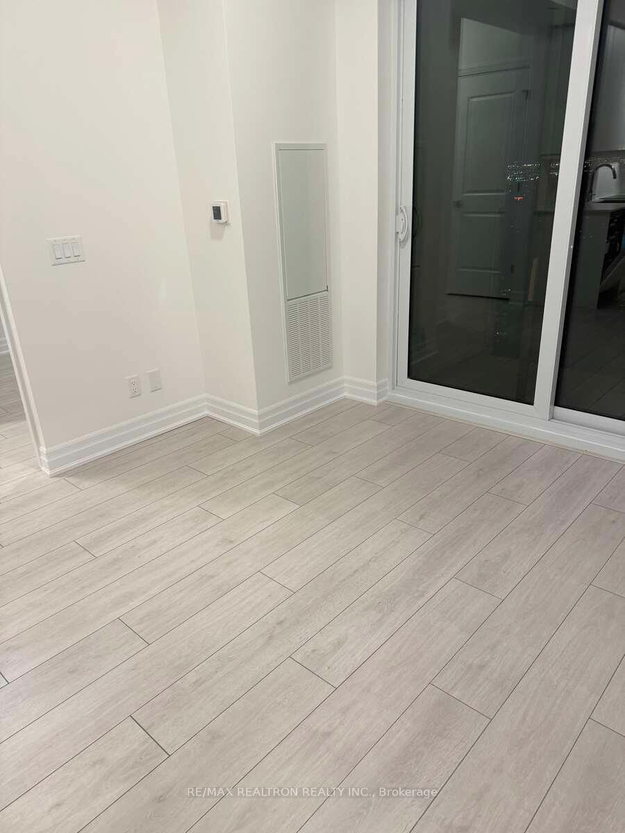 Photo 7 of Unit 3802, 30 Elm Street W, Mississauga, Fairview — HOMEH