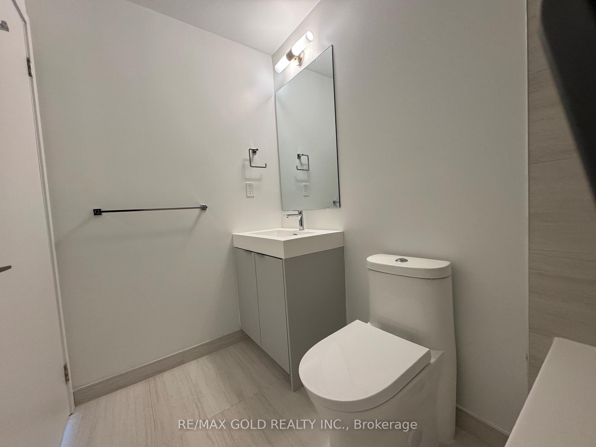 Photo 3 of Unit 1429, 498 Caldari Road E, Vaughan, Vellore Village — HOMEH