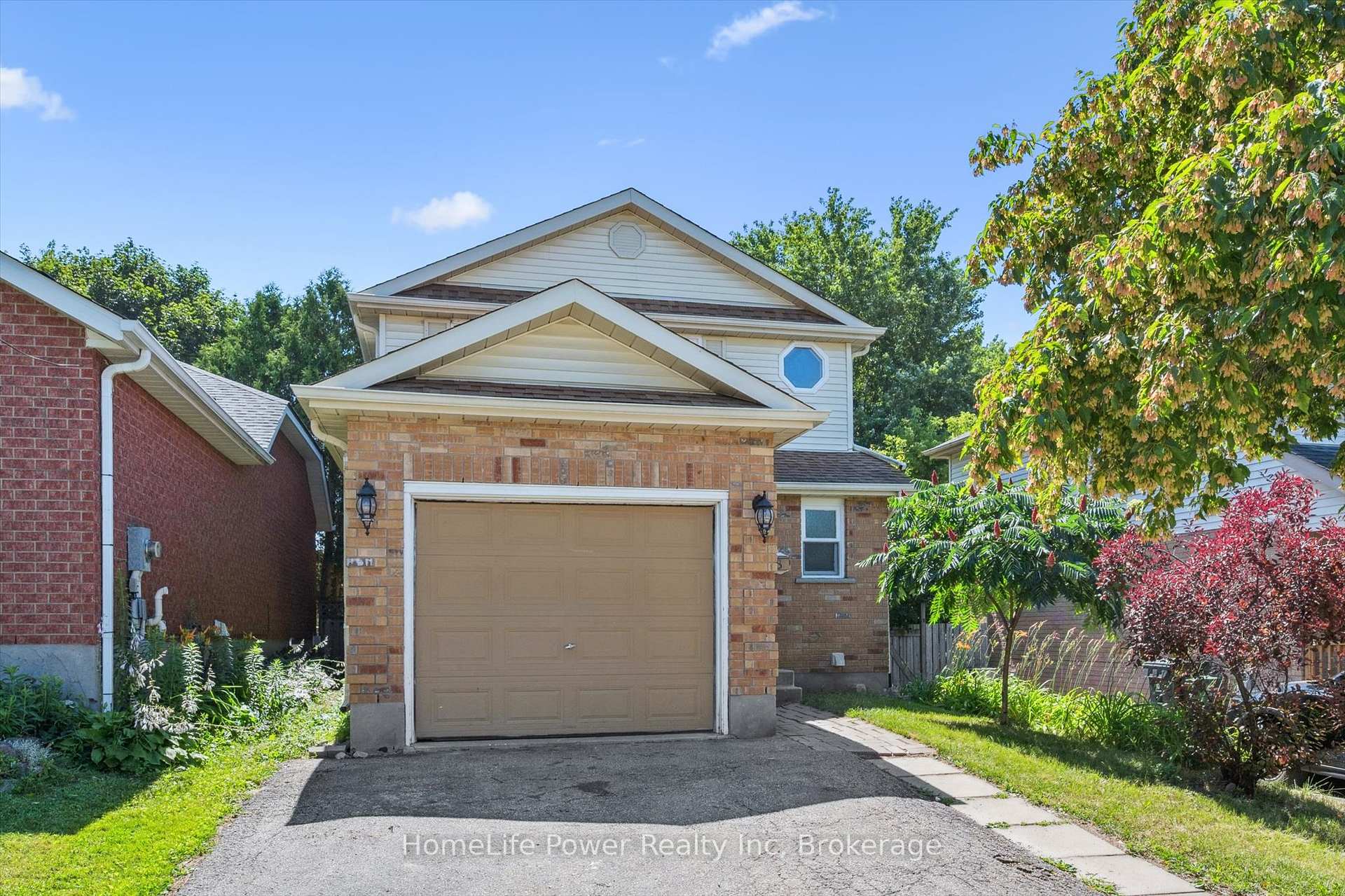 Photo 2 of 28 Rodgers Road, Guelph, Kortright West — HOMEH