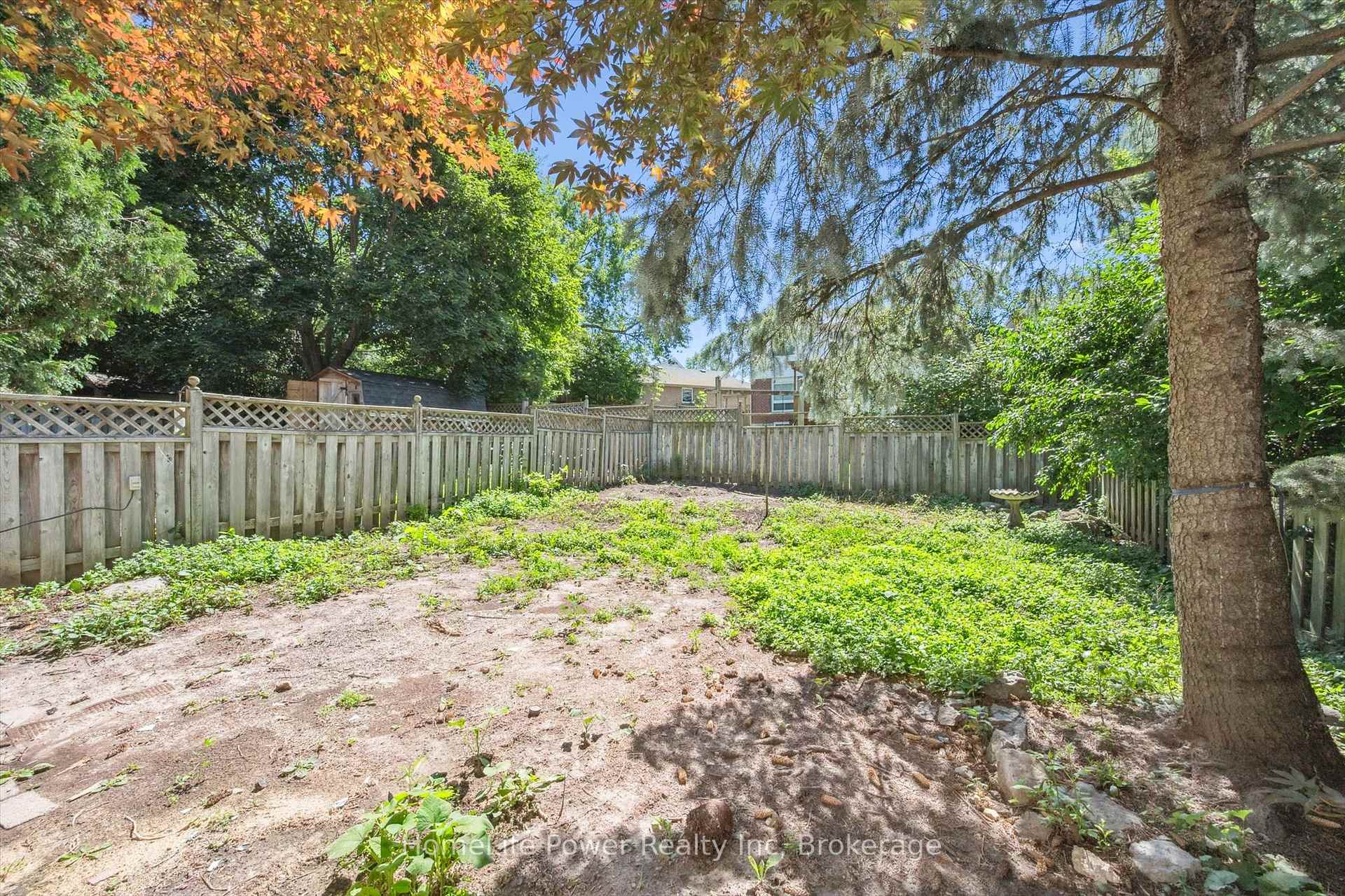 Photo 37 of 28 Rodgers Road, Guelph, Kortright West — HOMEH