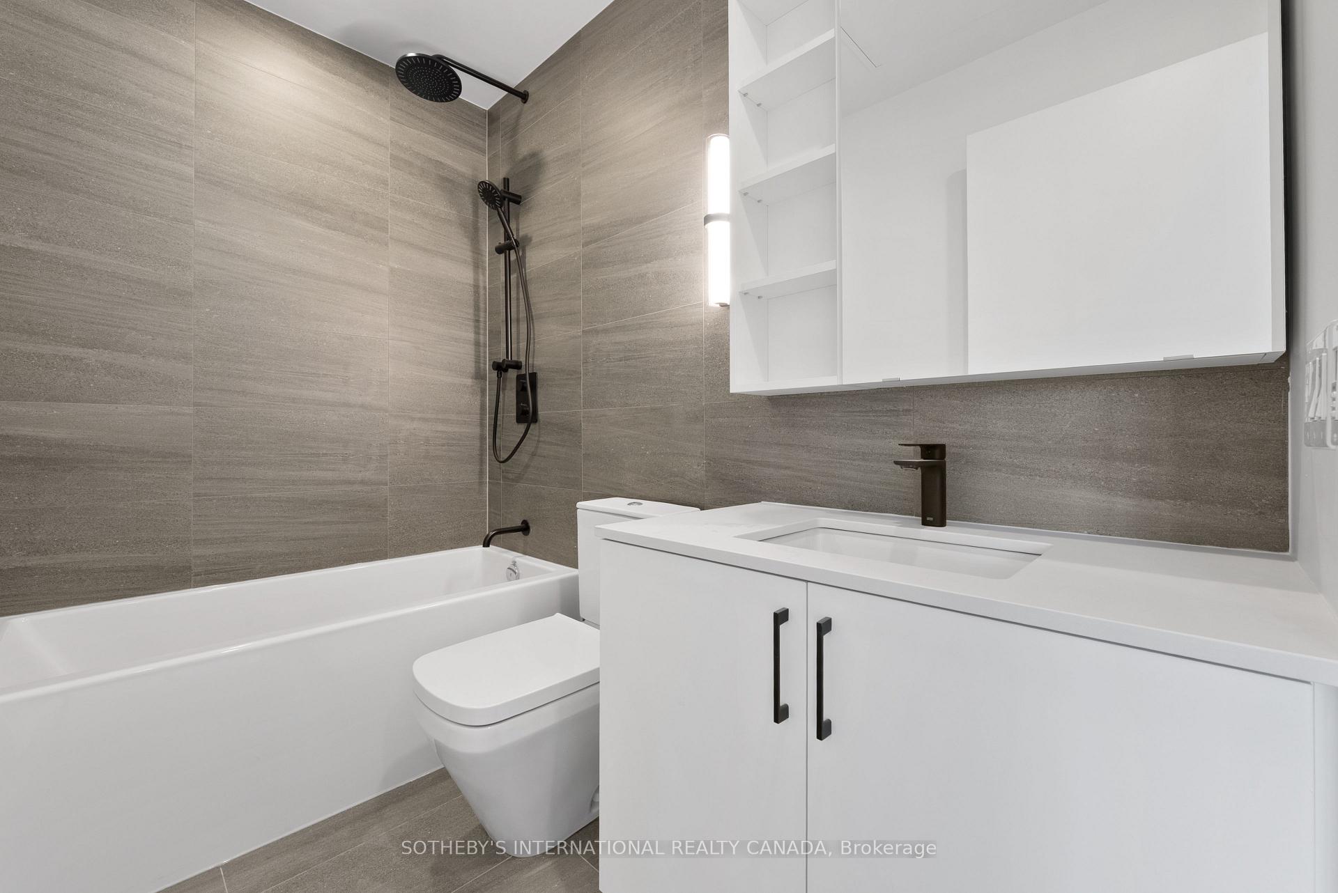 Photo 7 of Unit PH 813, 689 The Queensway, Etobicoke, Stonegate-Queensway — HOMEH