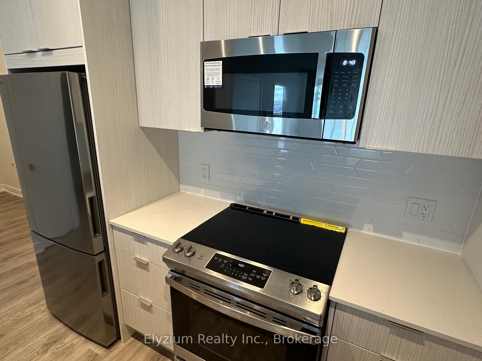 Photo 9 of Unit 820, 430 Square One Drive, Mississauga, City Centre — HOMEH
