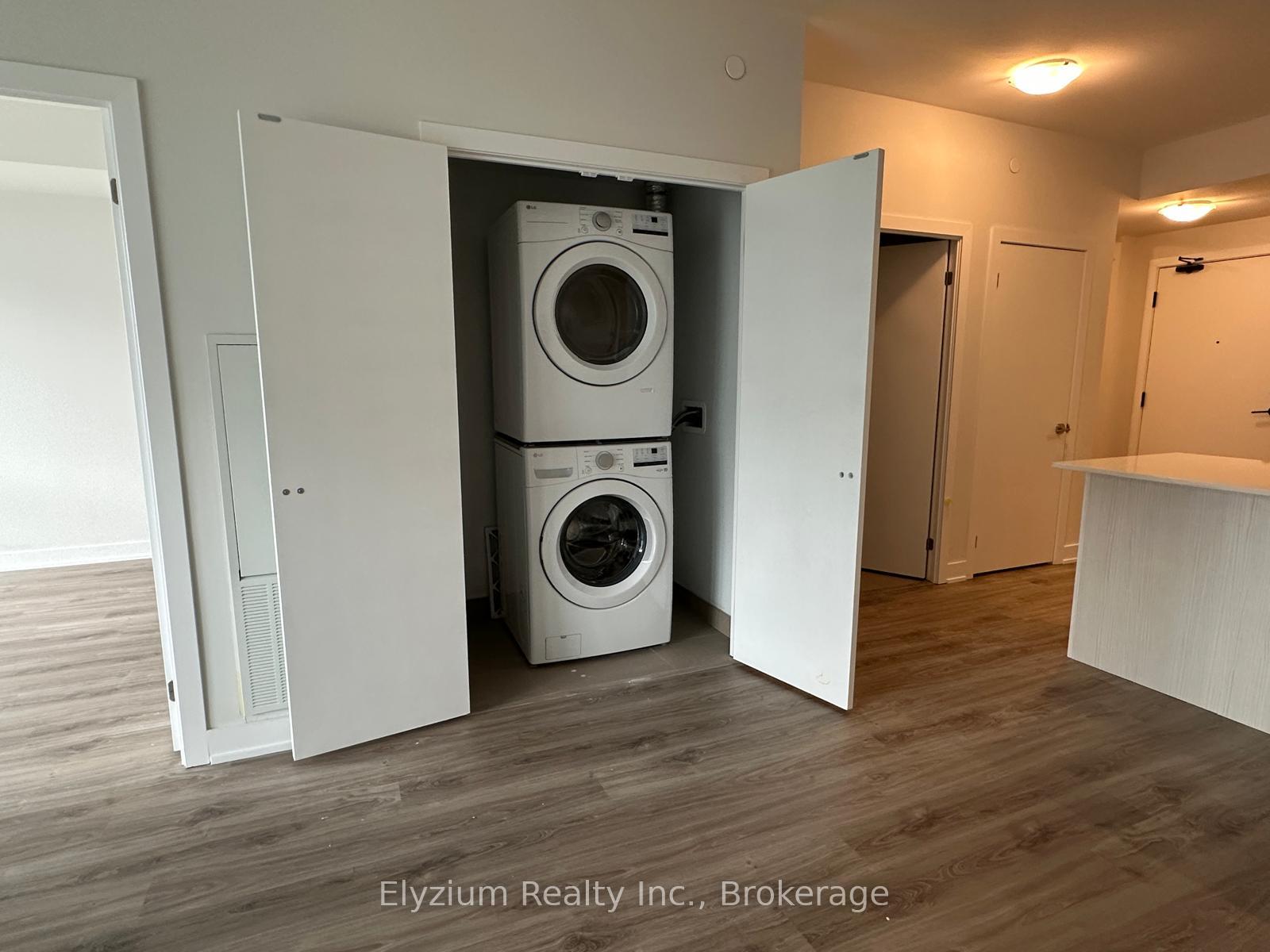 Photo 5 of Unit 820, 430 Square One Drive, Mississauga, City Centre — HOMEH