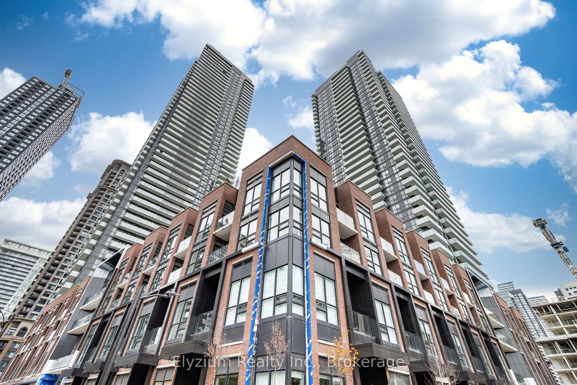 Photo 27 of Unit 820, 430 Square One Drive, Mississauga, City Centre — HOMEH