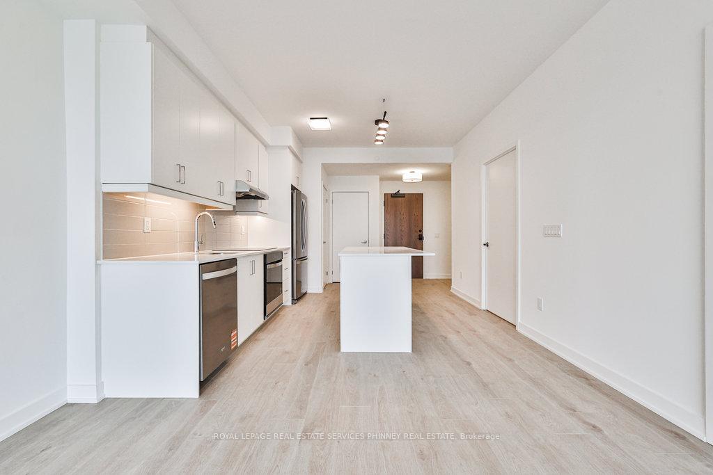 Photo 6 of Unit 1505, 1035 Southdown Road, Mississauga, Clarkson — HOMEH