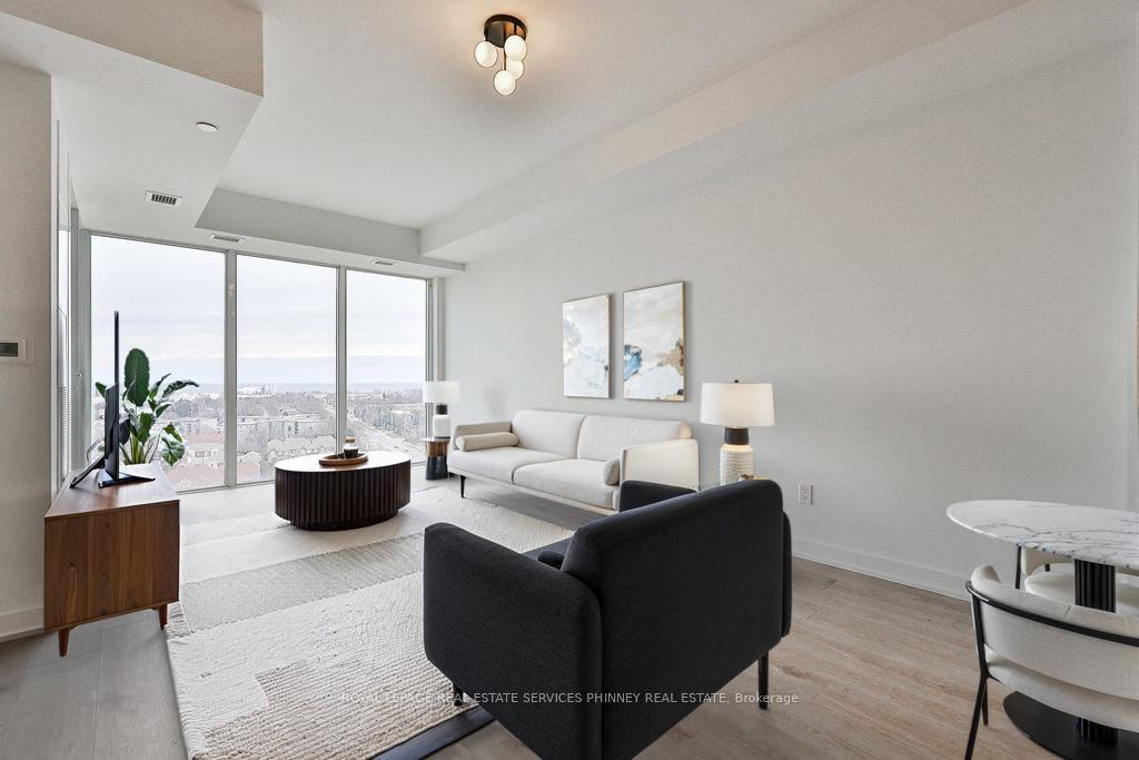 Photo 8 of Unit 1505, 1035 Southdown Road, Mississauga, Clarkson — HOMEH
