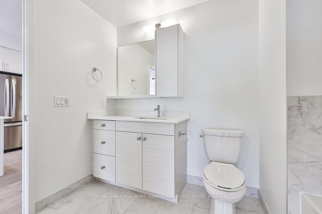 Photo 11 of Unit 1505, 1035 Southdown Road, Mississauga, Clarkson — HOMEH