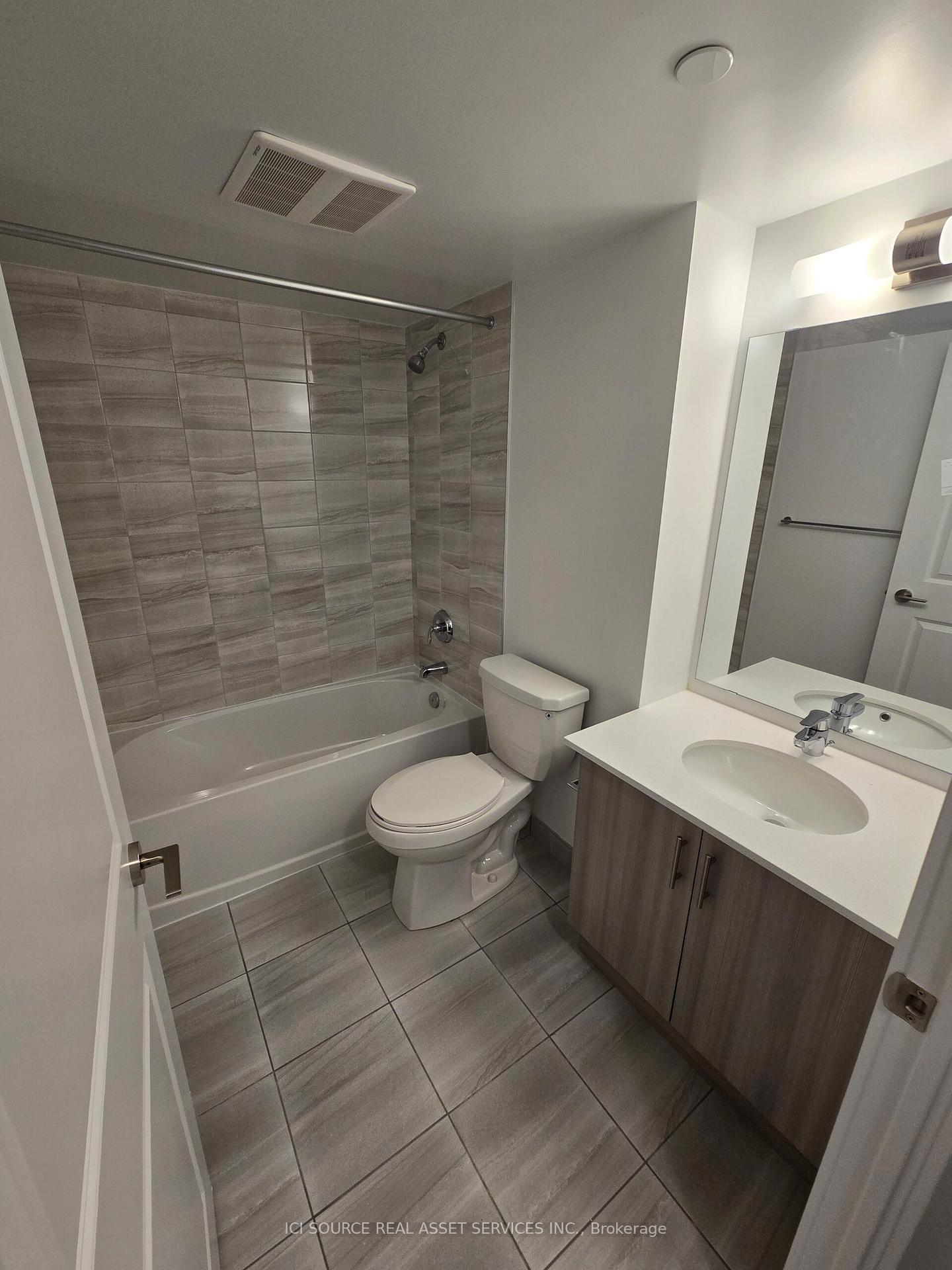 Photo 13 of Unit 2101, 1435 Celebration Drive, Pickering, Bay Ridges — HOMEH