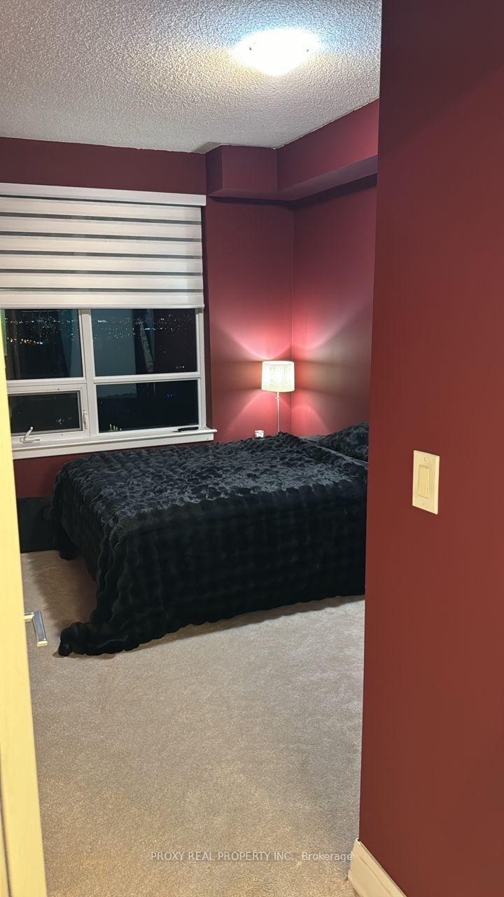 Photo 10 of Unit 1405, 7167 Yonge Street S, Markham, Grandview — HOMEH