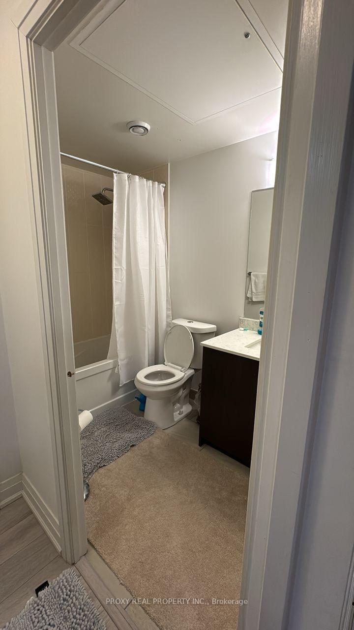 Photo 13 of Unit 1405, 7167 Yonge Street S, Markham, Grandview — HOMEH