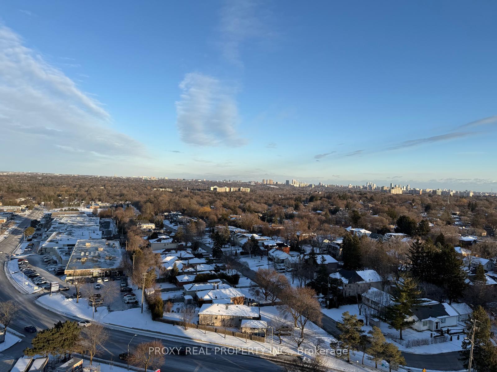 Photo 15 of Unit 1405, 7167 Yonge Street S, Markham, Grandview — HOMEH