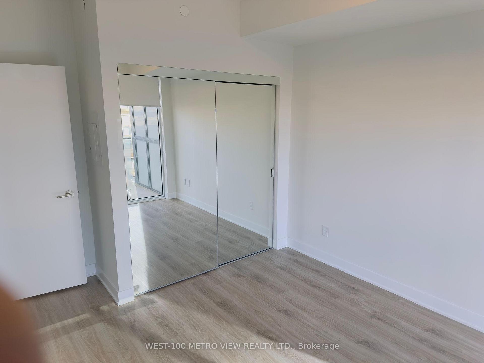 Photo 6 of Unit 804, 430 Square One Drive, Mississauga, City Centre — HOMEH