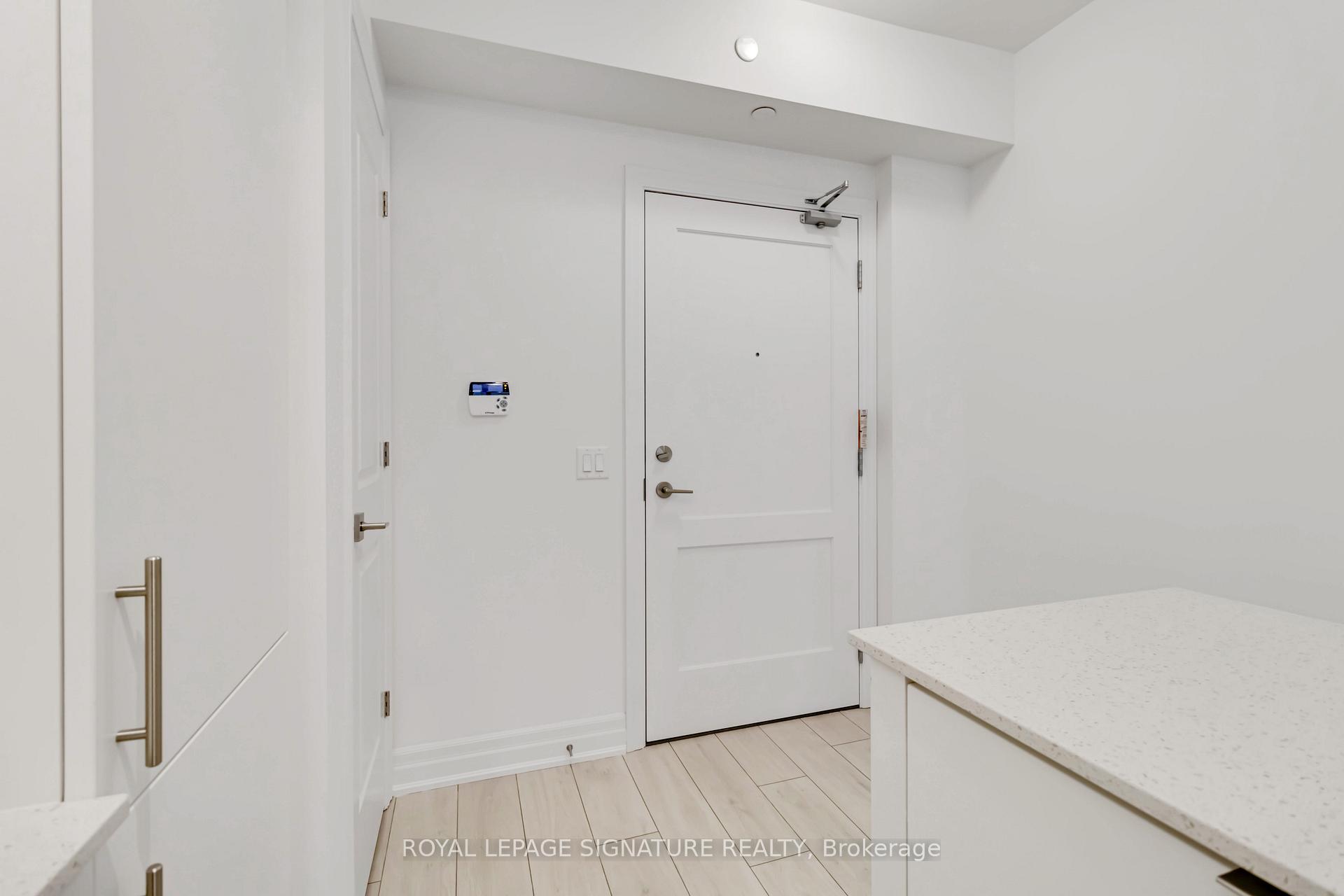 Photo 3 of Unit 1910, 30 Elm Drive W, Mississauga, City Centre — HOMEH