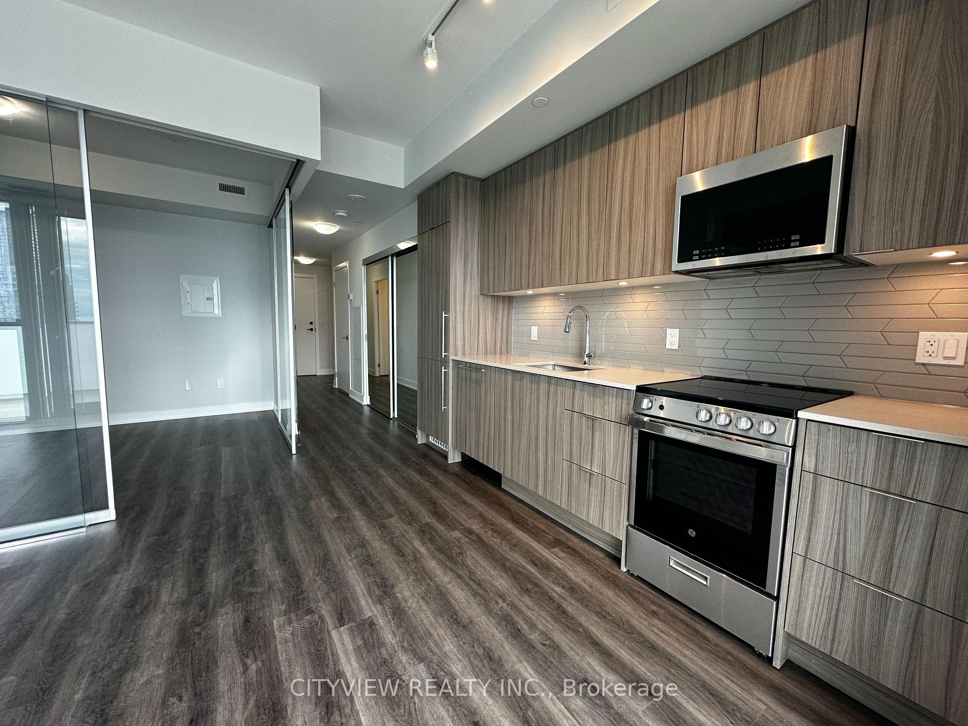 Photo 7 of Unit 2804, 430 Square One Drive, Mississauga, City Centre — HOMEH