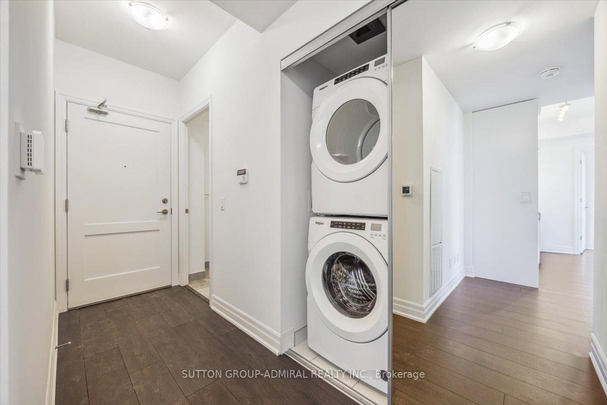 Photo 7 of Unit 1304, 30 Elm Drive W, Mississauga, City Centre — HOMEH