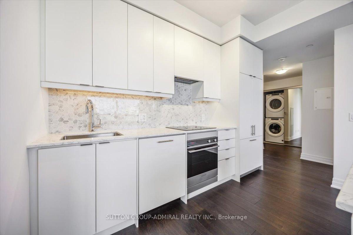 Photo 11 of Unit 1304, 30 Elm Drive W, Mississauga, City Centre — HOMEH